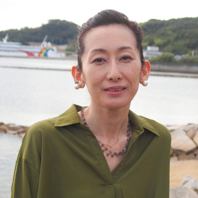 内澤旬子